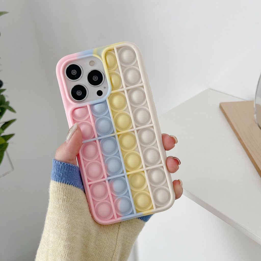 Husă iPhone 13, cu bule anti-stres, roz