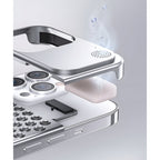 Husă iPhone 15 Pro, din aluminiu, perforată, argintiu