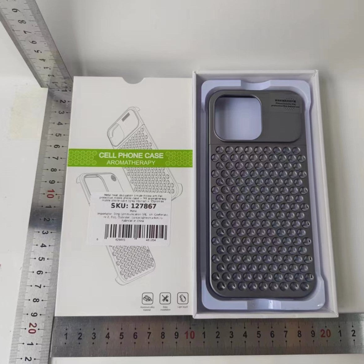 Husă iPhone 15 Pro, din aluminiu, perforată, gri