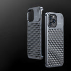 Husă iPhone 15 Pro Max, din aluminiu, perforată, gri