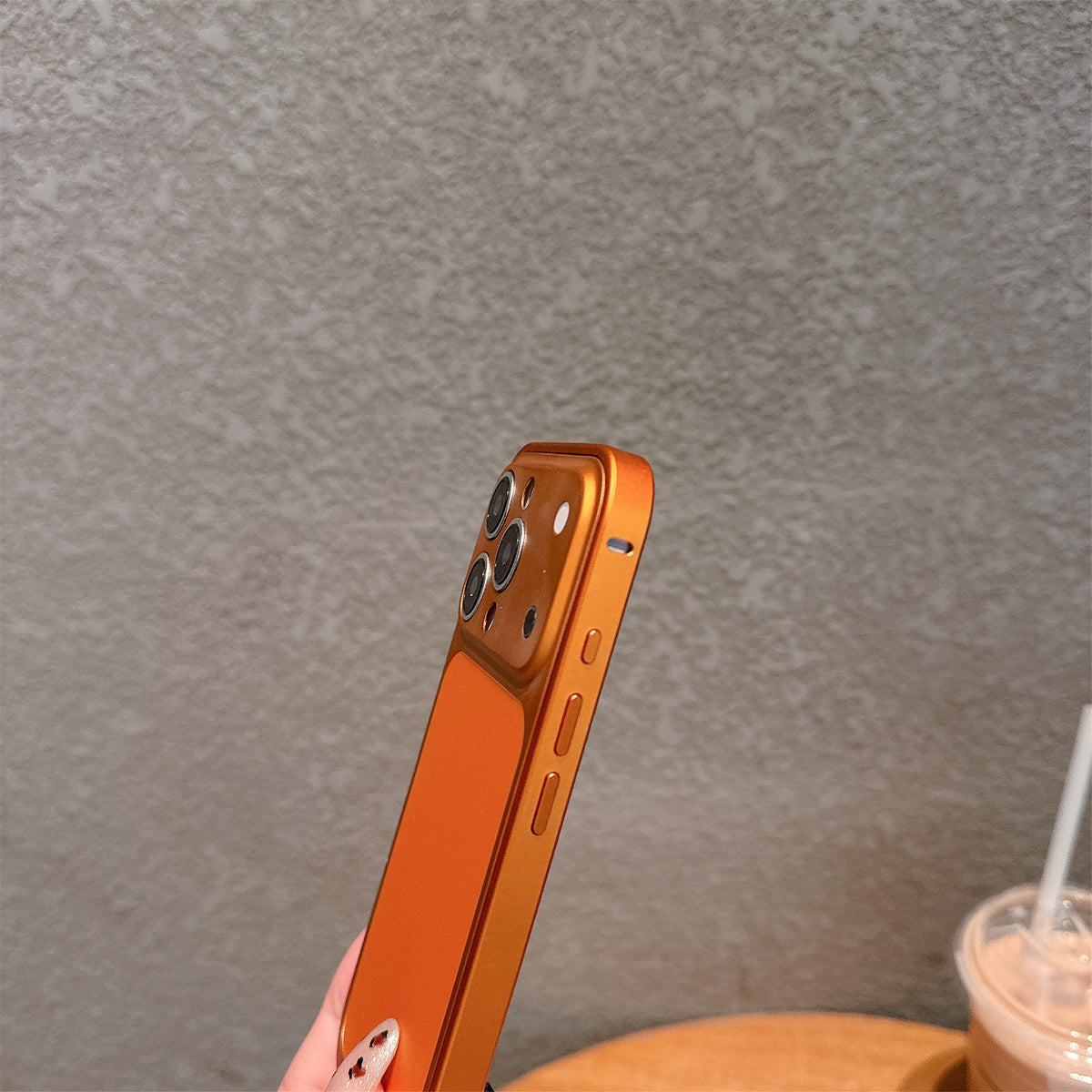 Husă iPhone 15 Pro Max, metalică unibody, mată, portocaliu
