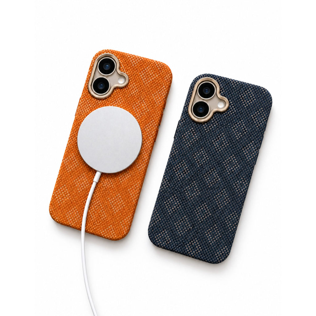 Husă iPhone 16, magnetică MagSafe, fibră de carbon, maro