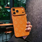Husă iPhone 16 Pro Max, magnetică MagSafe, fibră de carbon, maro