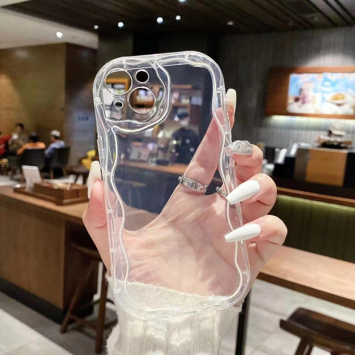 Husă iPhone 16 Pro Max, transparentă, cu margini ondulate, transparent